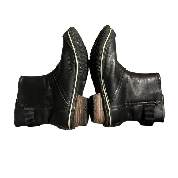 SOREL Black Leather Slimpack Slimboot Waterproof Pull On Boots - Picture 5 of 8